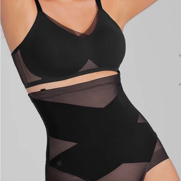Black Shapewear Bodysuit with Sheer Panels and Structured Cups - Picture 8 of 16